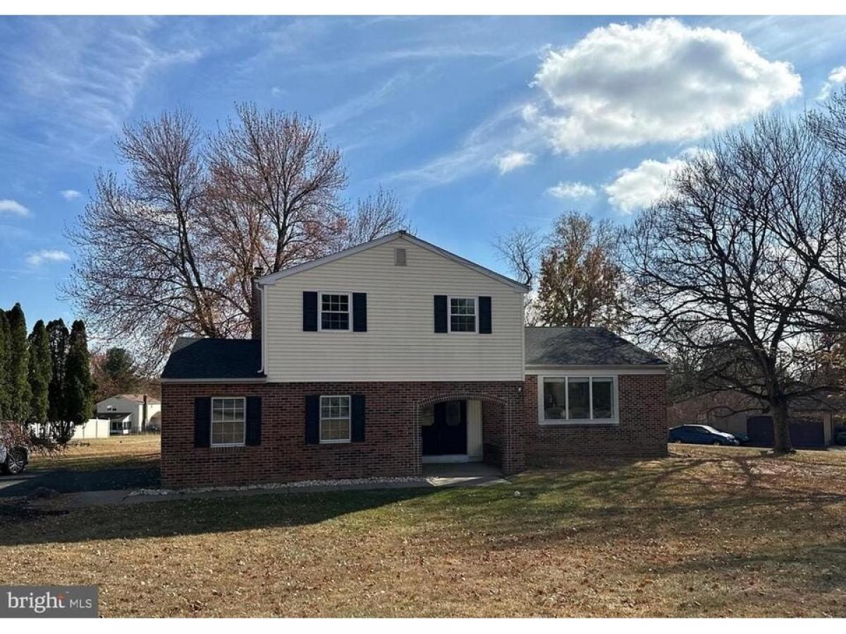 Picture of Home For Sale in Richboro, Pennsylvania, United States