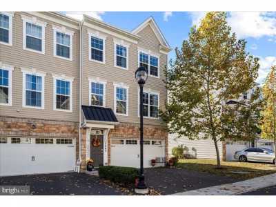 Home For Sale in Warrington, Pennsylvania