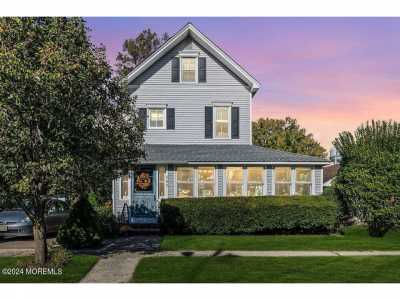 Home For Sale in Spring Lake Heights, New Jersey