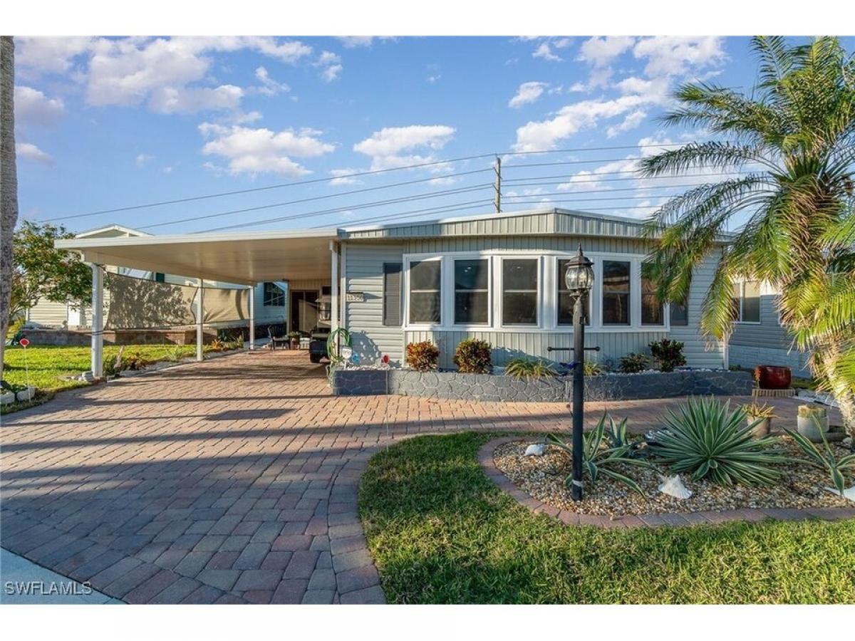 Picture of Home For Sale in Fort Myers Beach, Florida, United States