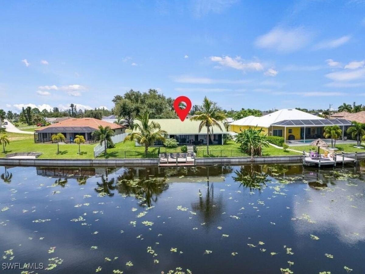 Picture of Home For Sale in Cape Coral, Florida, United States