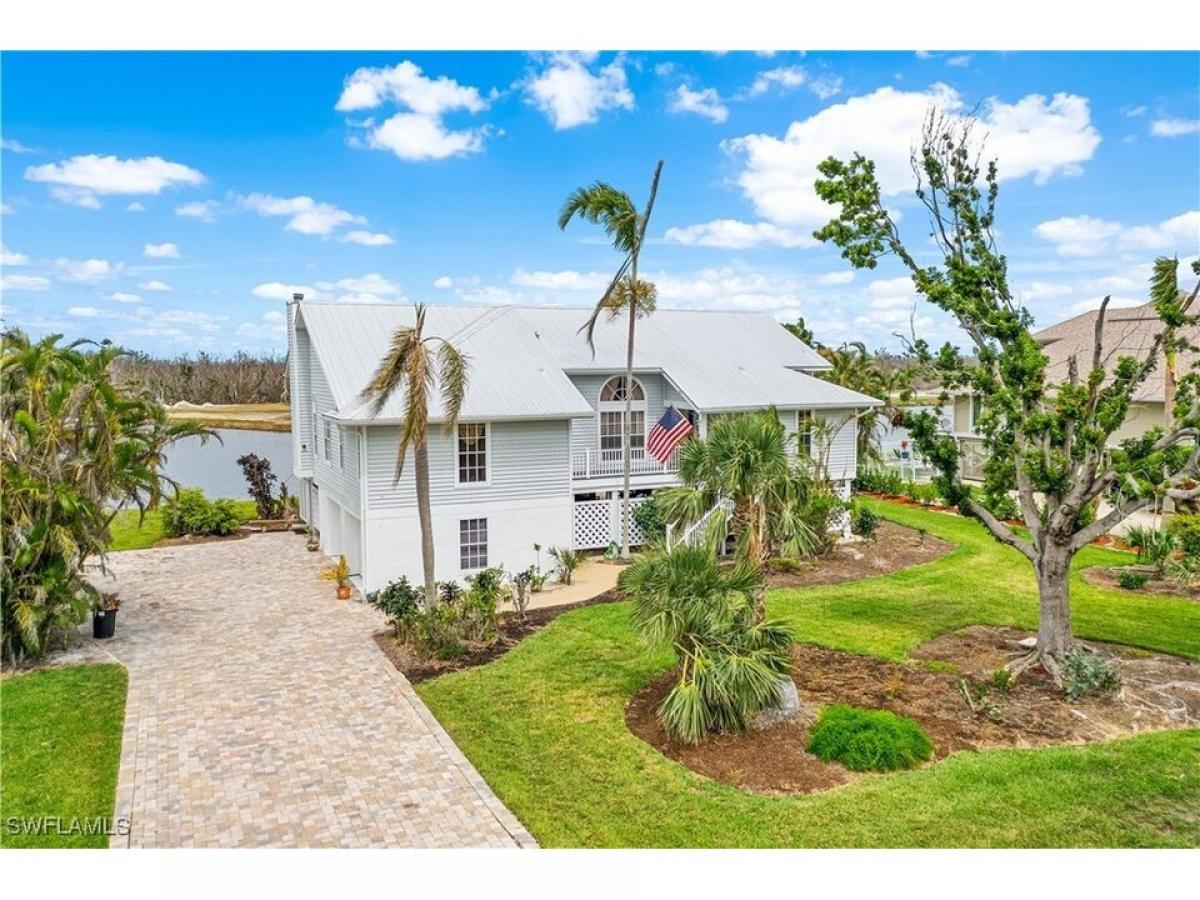 Picture of Home For Sale in Sanibel, Florida, United States