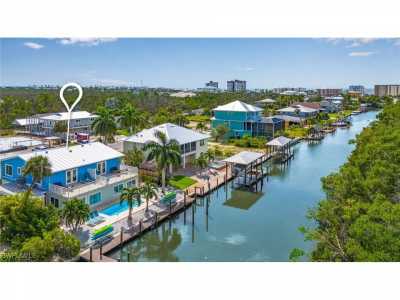 Home For Sale in Fort Myers Beach, Florida