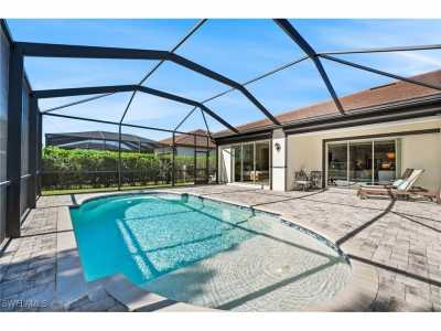 Home For Sale in Fort Myers, Florida