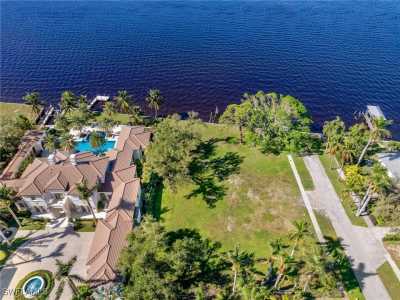 Residential Land For Sale in Fort Myers, Florida