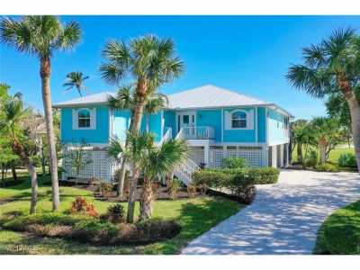 Home For Sale in Sanibel, Florida