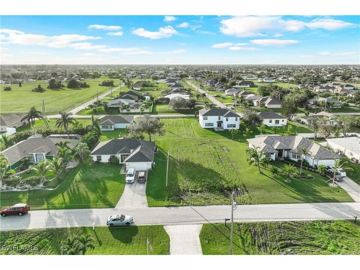 Picture of Residential Land For Sale in Cape Coral, Florida, United States