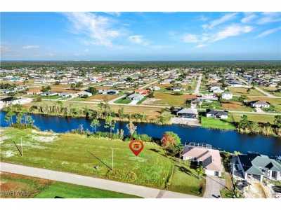 Residential Land For Sale in Cape Coral, Florida