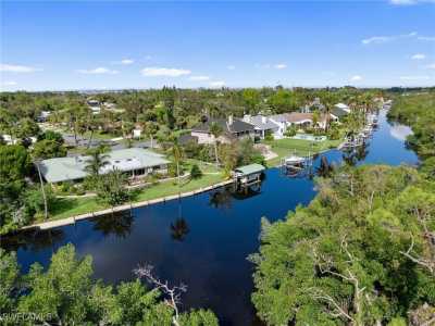 Home For Sale in Fort Myers, Florida