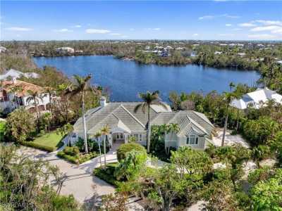 Home For Sale in Sanibel, Florida