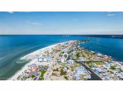 Home For Sale in Fort Myers Beach, Florida