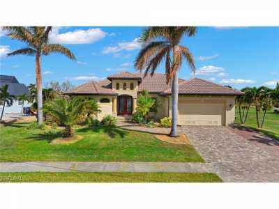 Home For Sale in Punta Gorda, Florida