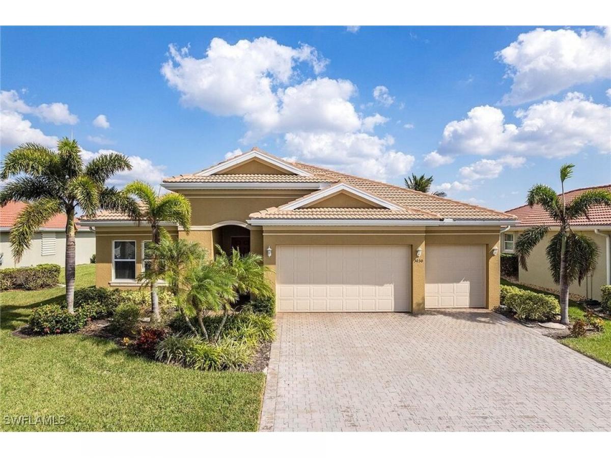 Picture of Home For Sale in Cape Coral, Florida, United States