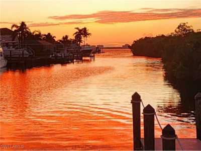 Home For Sale in Fort Myers, Florida