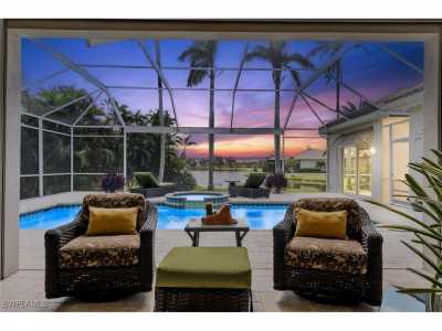 Home For Sale in Fort Myers, Florida