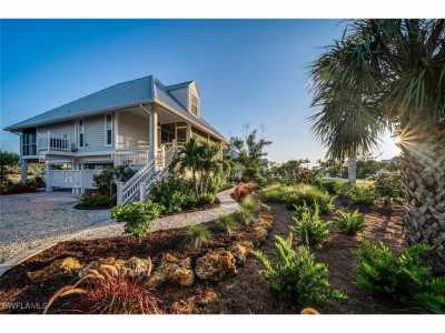 Home For Sale in Sanibel, Florida