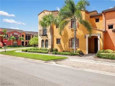 Home For Sale in Fort Myers, Florida