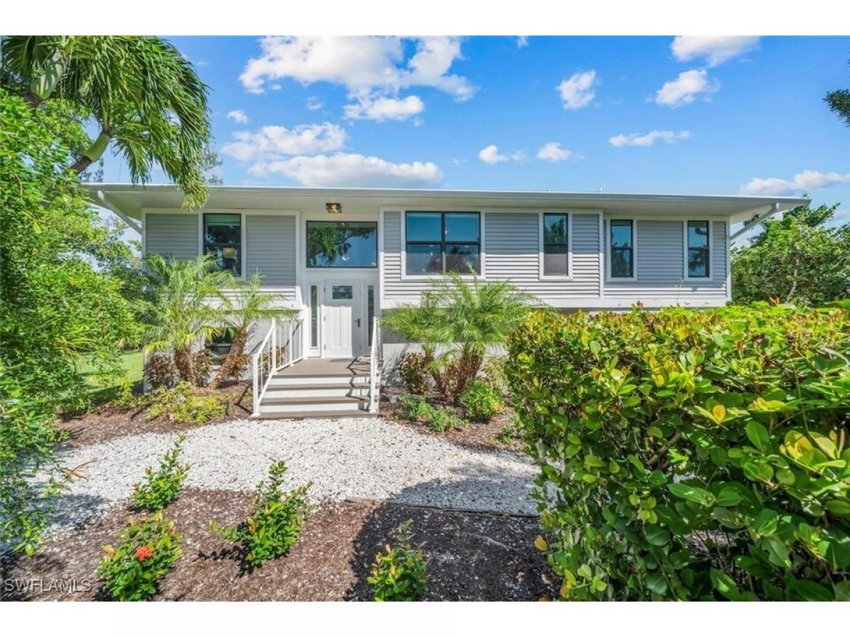 Picture of Home For Sale in Sanibel, Florida, United States