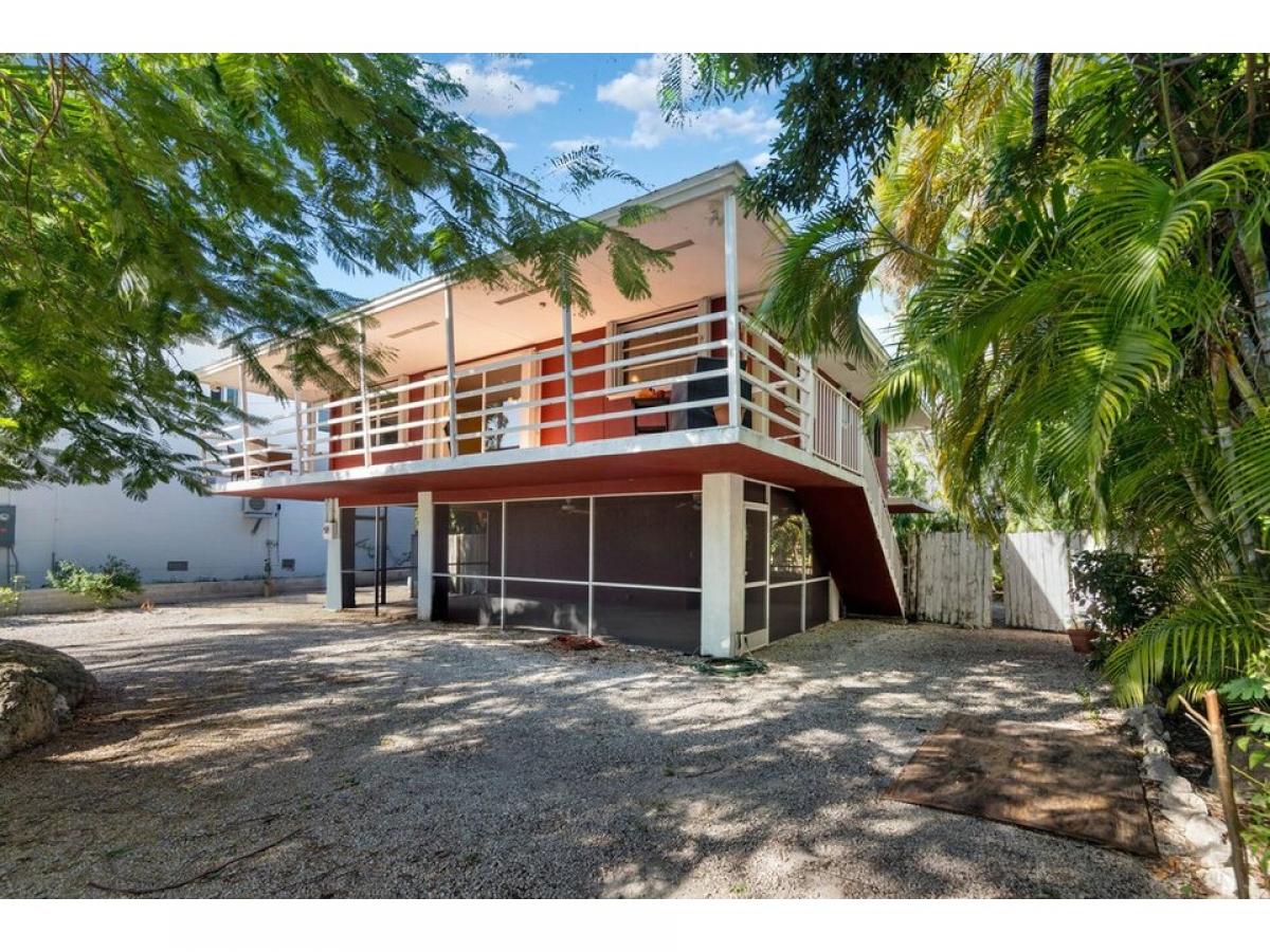 Picture of Home For Sale in Plantation Key, Florida, United States