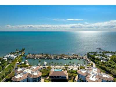 Home For Sale in Plantation Key, Florida