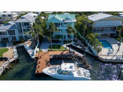 Home For Sale in Plantation Key, Florida