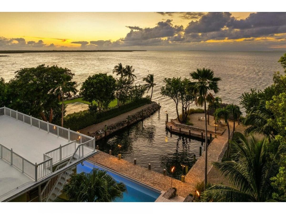 Picture of Home For Sale in Plantation Key, Florida, United States