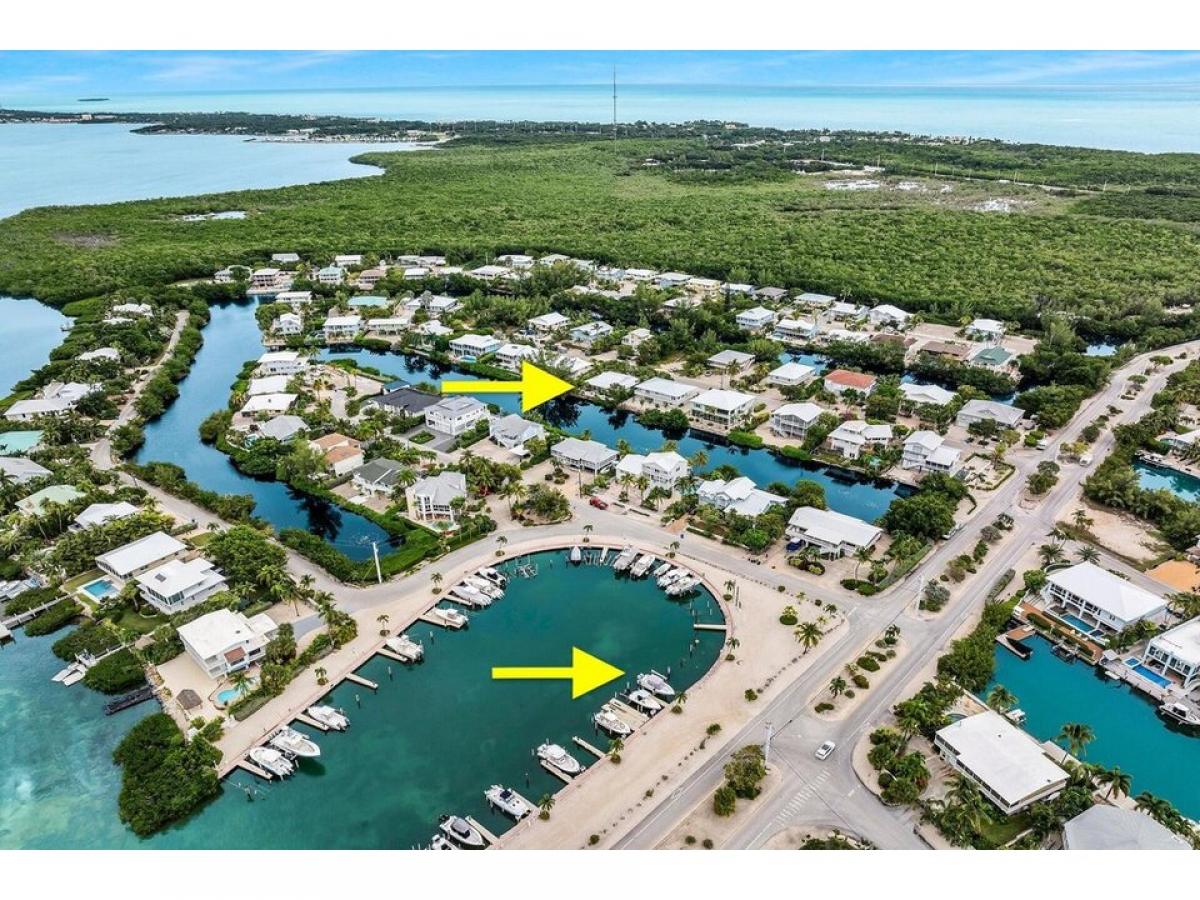 Picture of Home For Sale in Plantation Key, Florida, United States