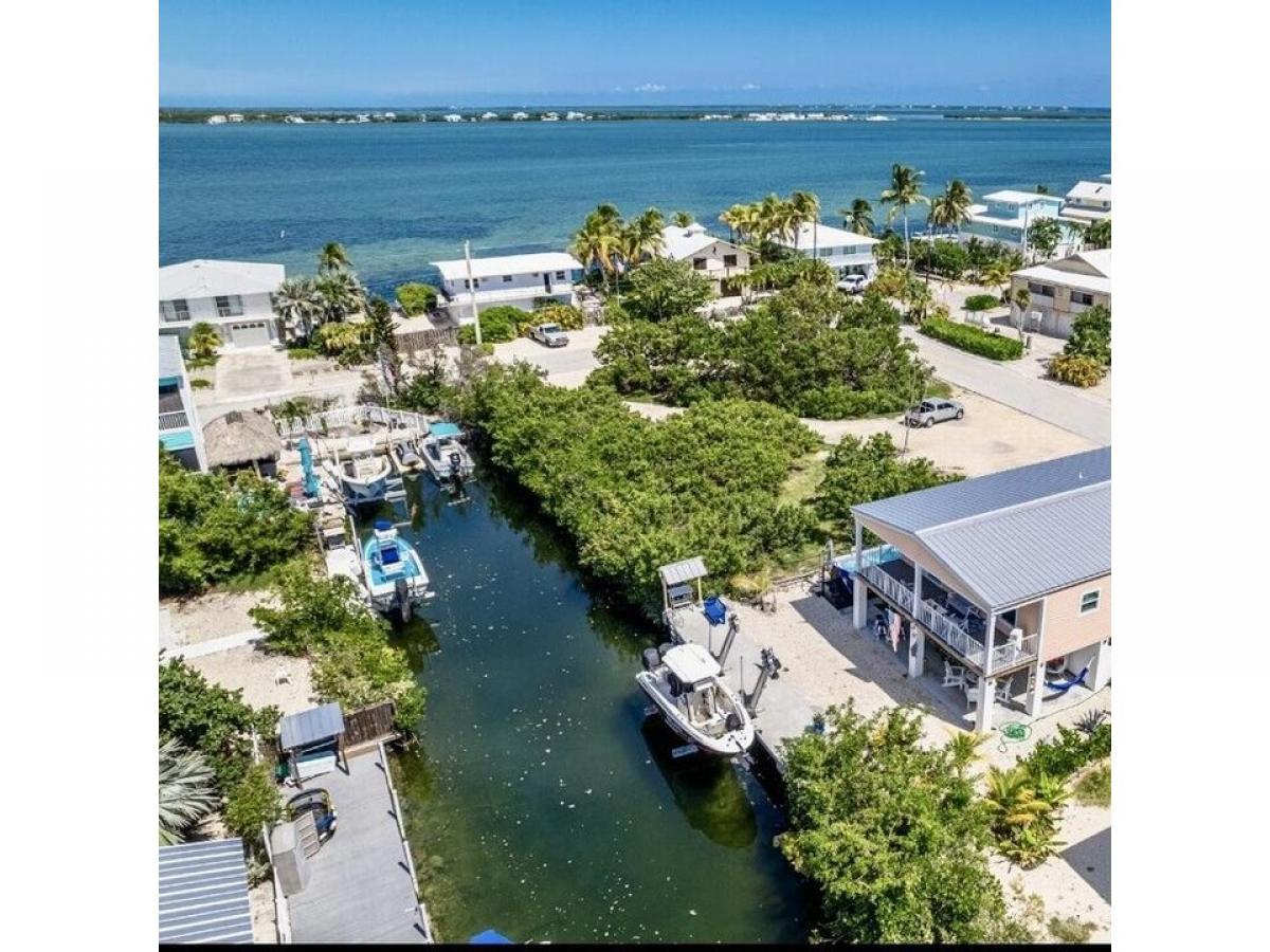 Picture of Home For Rent in Little Torch Key, Florida, United States