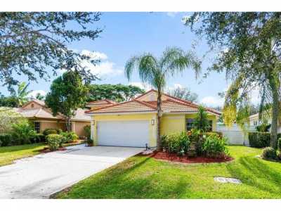 Home For Rent in Delray Beach, Florida