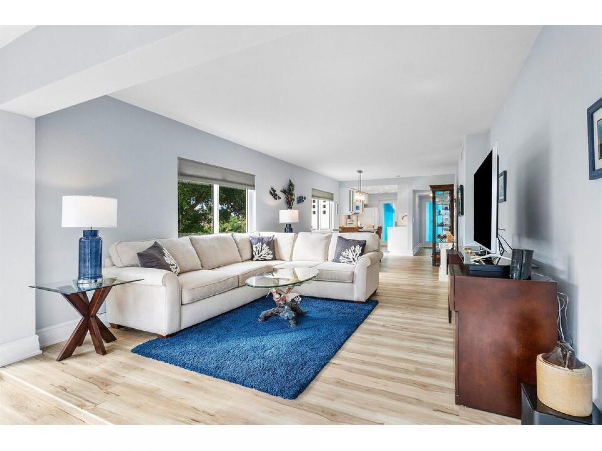 Picture of Home For Sale in Delray Beach, Florida, United States