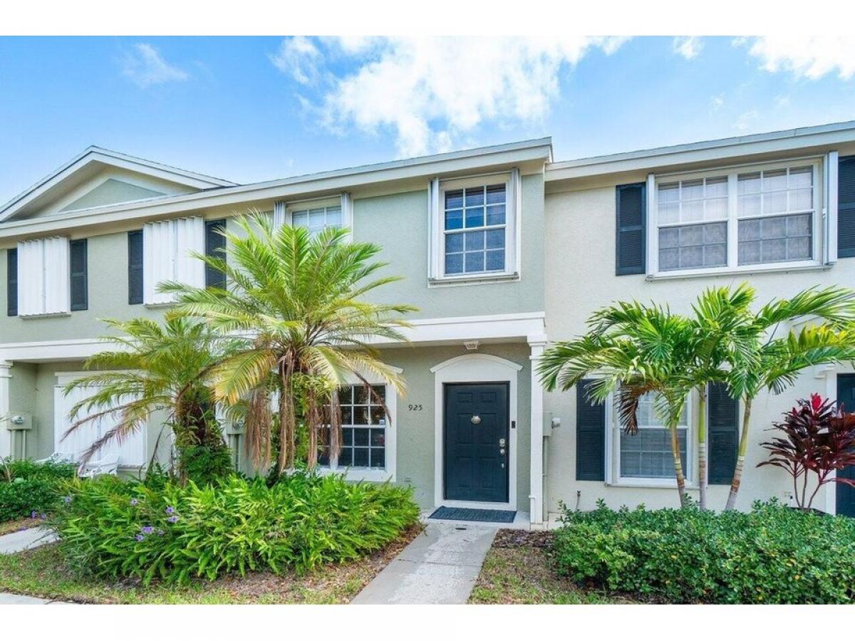 Picture of Home For Sale in Delray Beach, Florida, United States