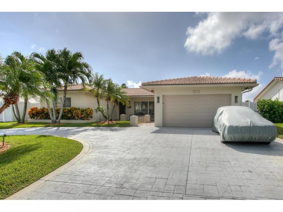 Picture of Home For Sale in Pompano Beach, Florida, United States