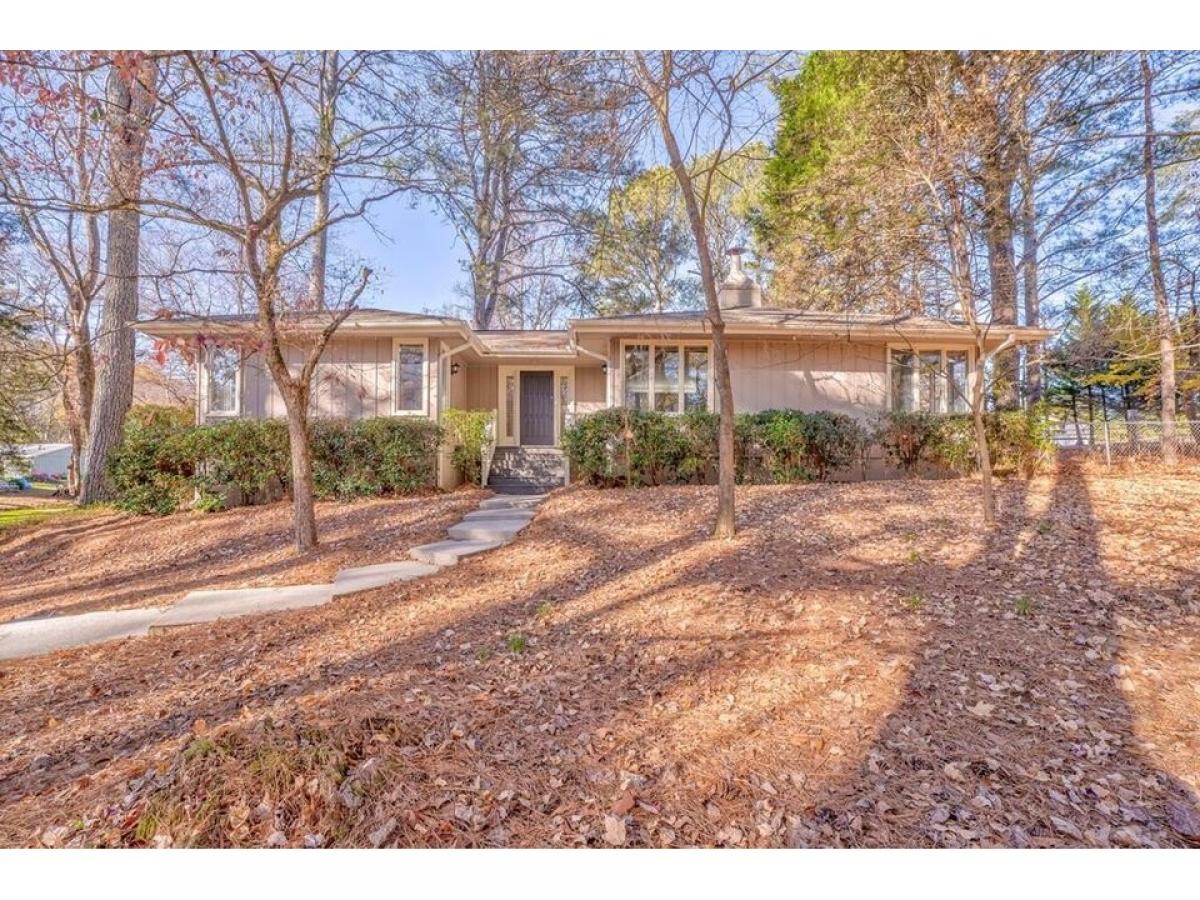 Picture of Home For Sale in Rocky Face, Georgia, United States