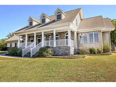 Home For Sale in Old Fort, Tennessee