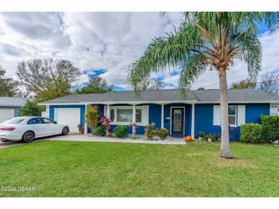 Home For Sale in South Daytona, Florida