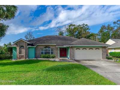 Home For Sale in Ormond Beach, Florida