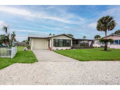 Home For Sale in Ormond Beach, Florida