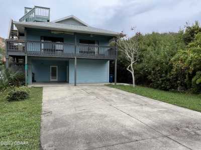 Home For Sale in New Smyrna Beach, Florida