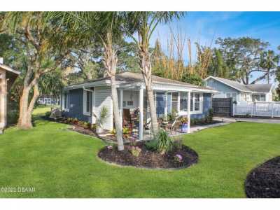 Home For Sale in Holly Hill, Florida