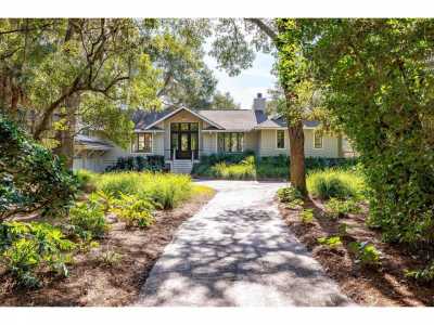 Home For Sale in Kiawah Island, South Carolina