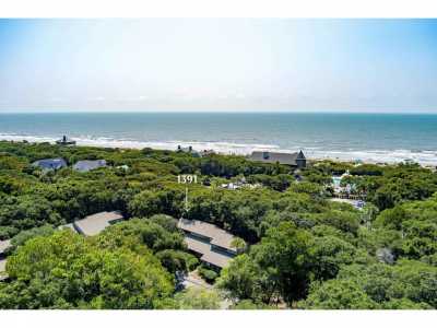 Home For Sale in Kiawah Island, South Carolina