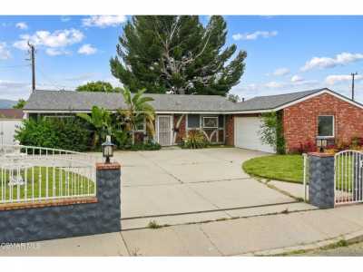 Home For Sale in Simi Valley, California