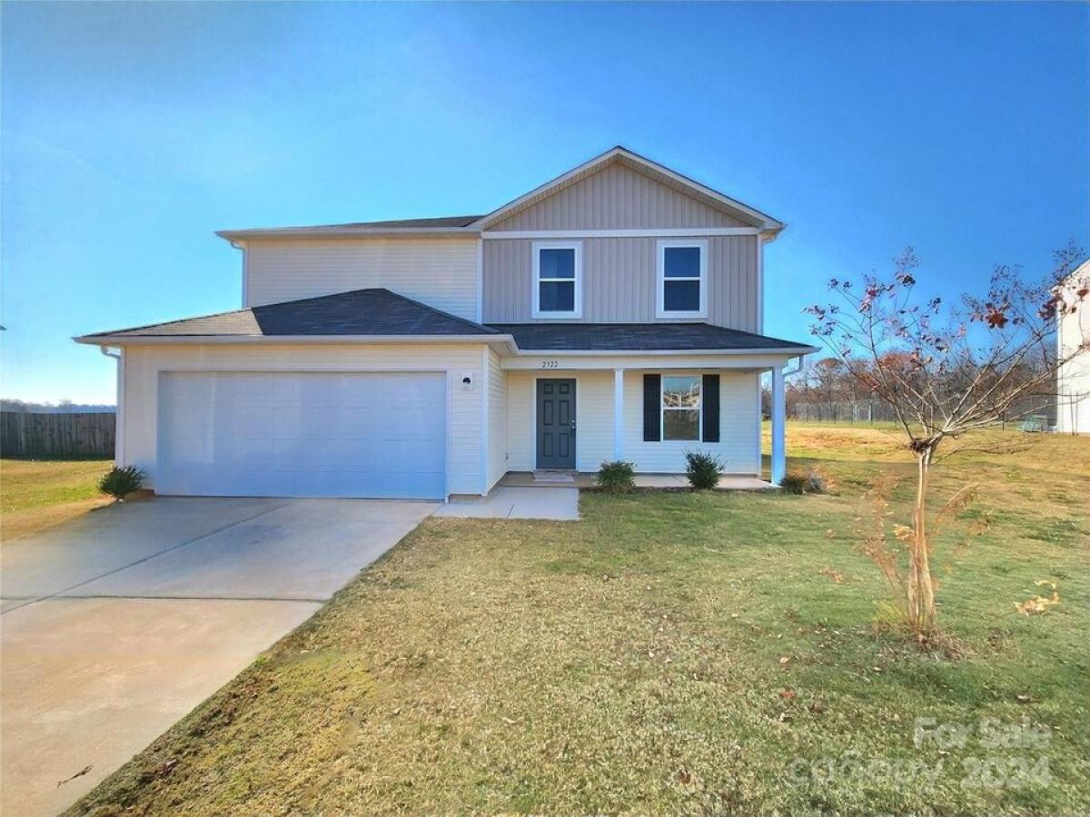 Picture of Home For Sale in Shelby, North Carolina, United States