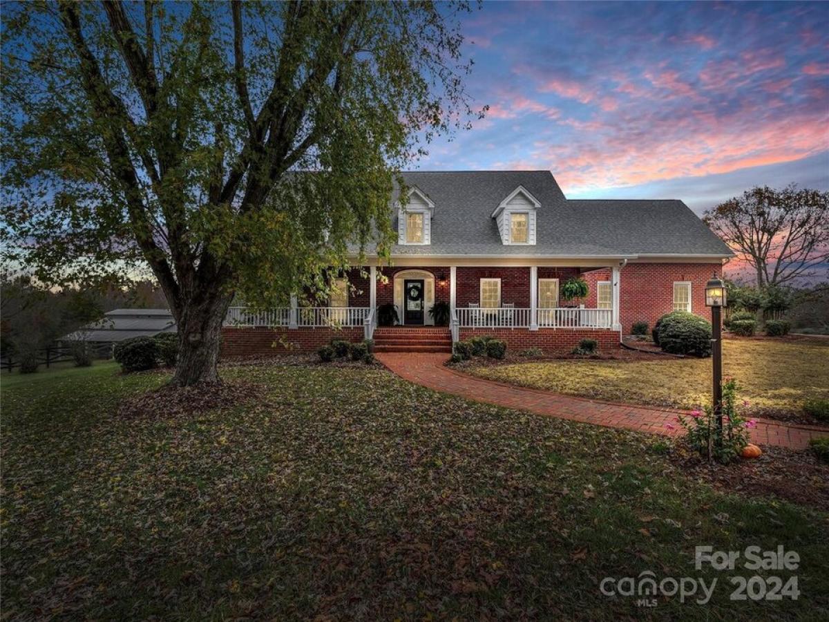 Picture of Home For Sale in Bostic, North Carolina, United States