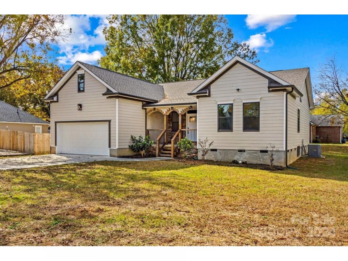 Picture of Home For Sale in Salisbury, North Carolina, United States