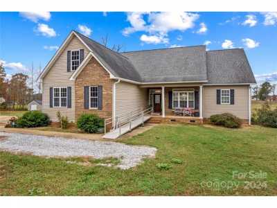 Home For Sale in Salisbury, North Carolina