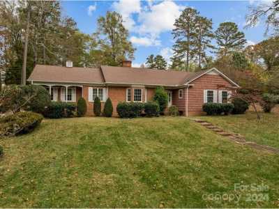 Home For Sale in Salisbury, North Carolina