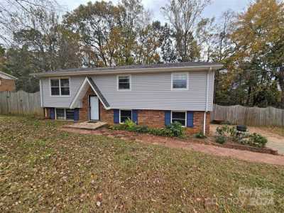 Home For Sale in Conover, North Carolina