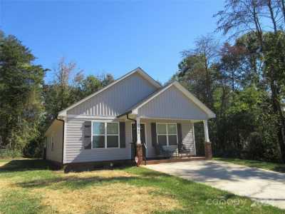 Home For Sale in Catawba, North Carolina