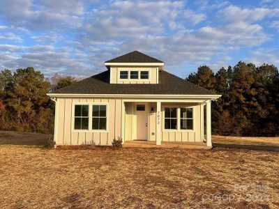 Home For Sale in Norwood, North Carolina